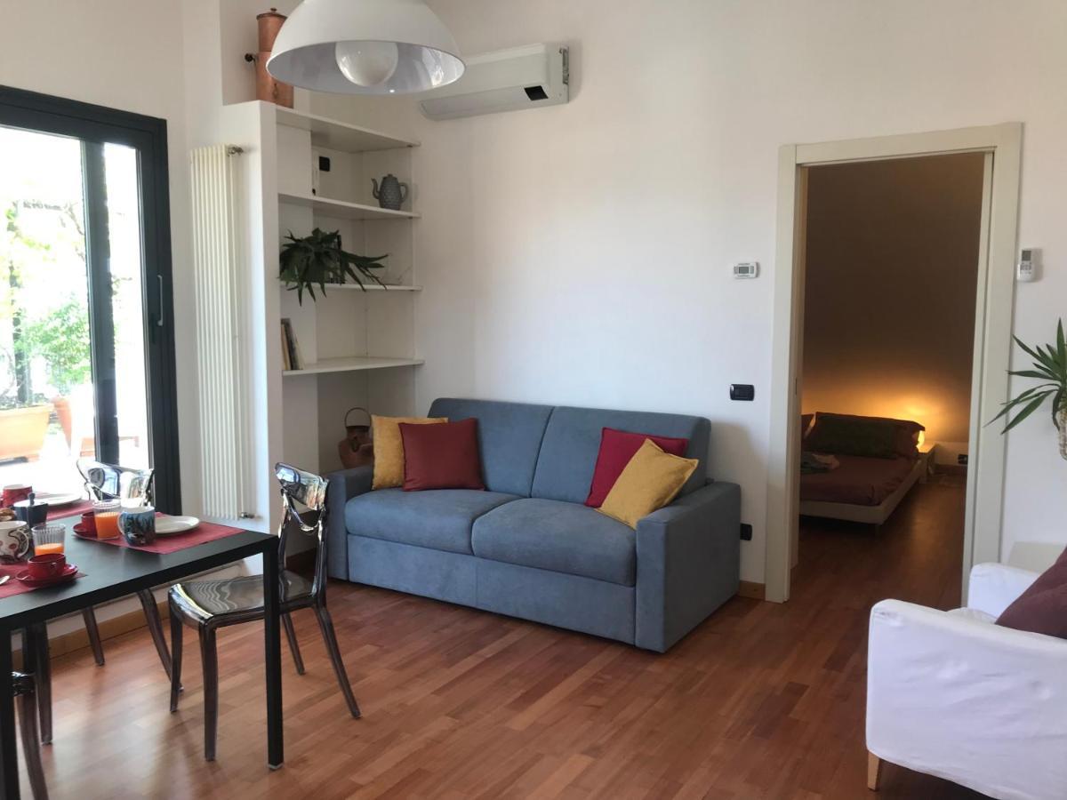 Up To Sky - Appartment With Terrace Milan Exterior photo